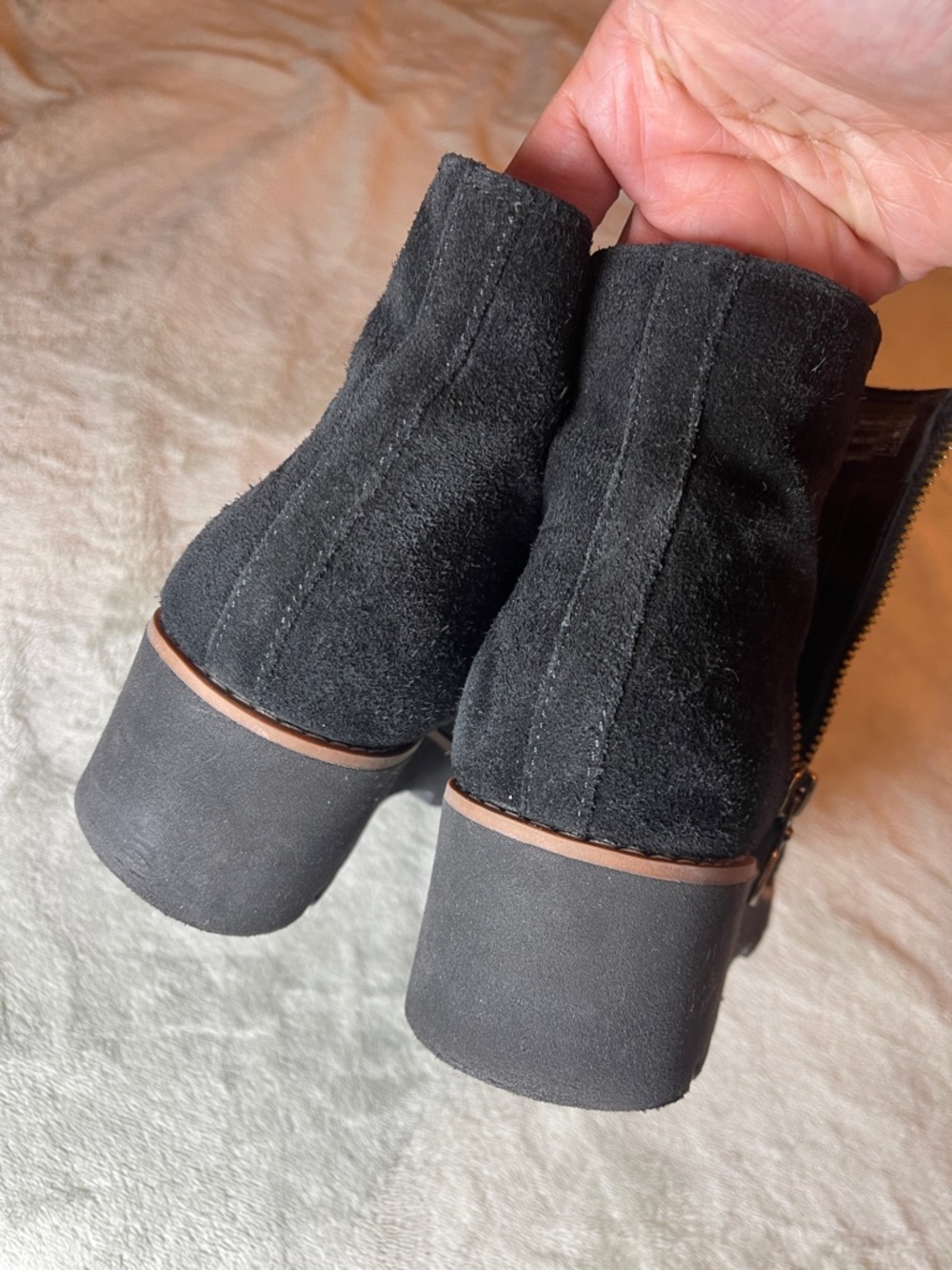 Vionic Black Suede Wedge Ankle Boot with Gold Zip Size: 8 - Picture 6 of 11